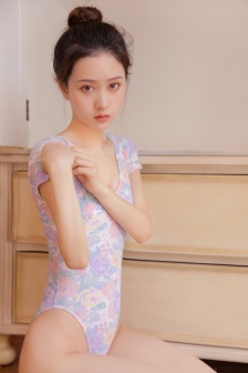 久久久久精品国产三级美国美女